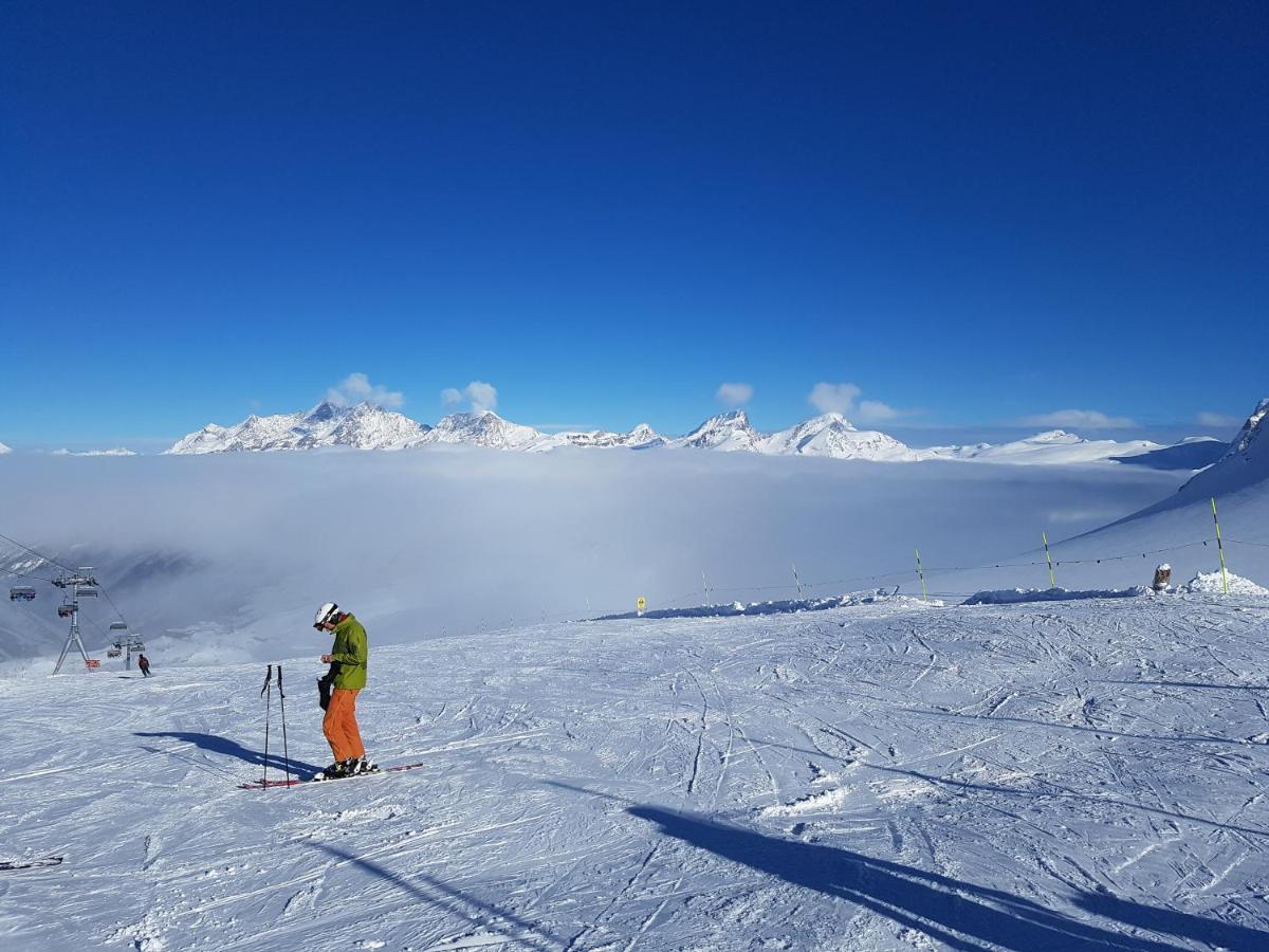 شقة Strahlhorn زيرمات المظهر الخارجي الصورة